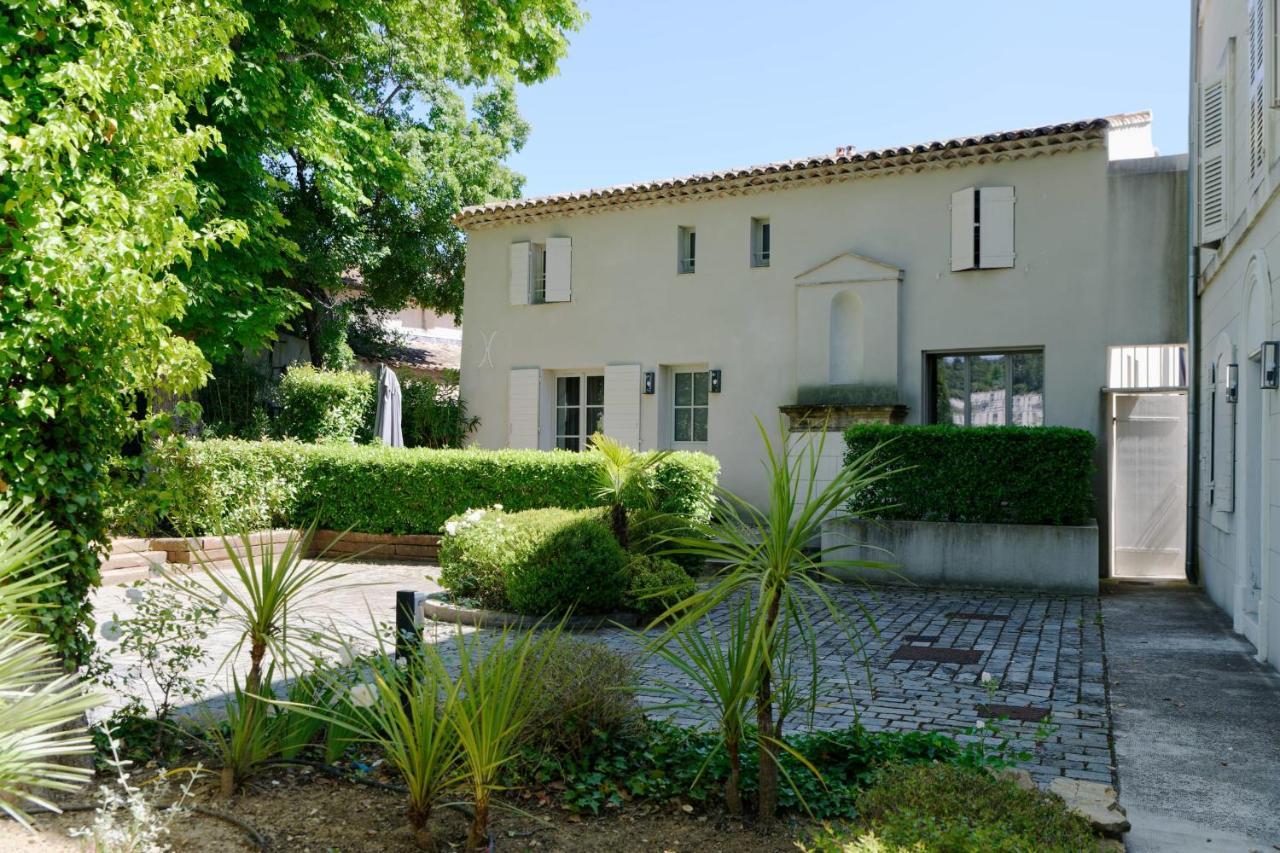 Private Furnished Apartment With All Comfort Has A Garden In A Green Space Meyreuil Zewnętrze zdjęcie